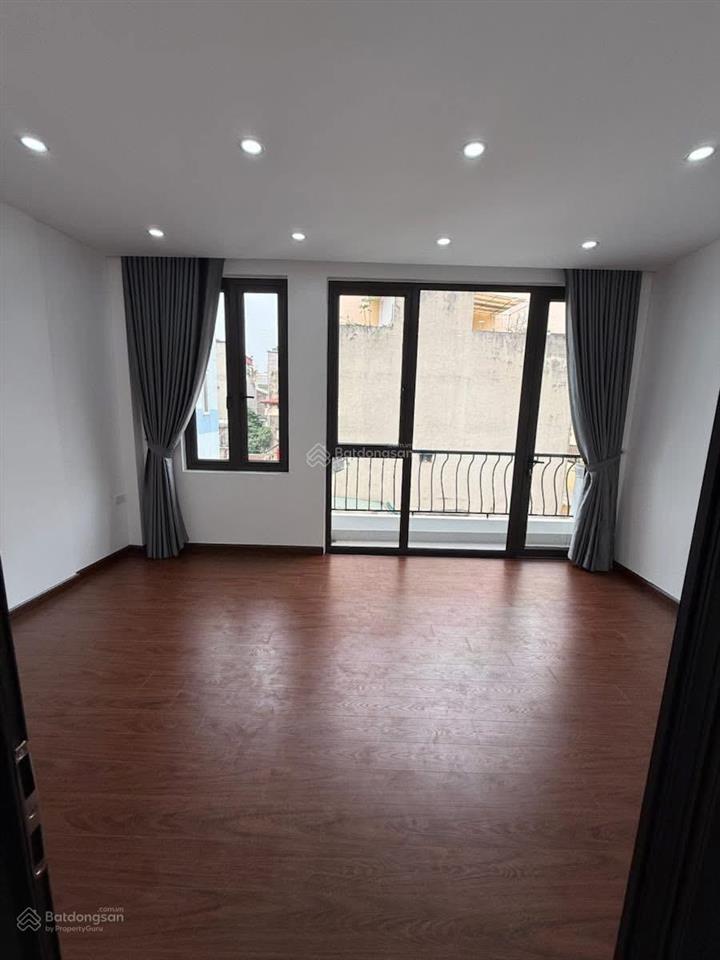 Nhà đẹp, giá cực tốt phố minh khai, 2 thoáng, ngõ nông rộng 3m, chính chủ bán, tặng full nt 32m*5t.