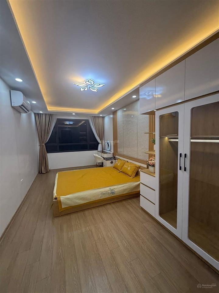 Ô tô đỗ cửa minh khai tặng full nội thất đẹp ngõ nông rộng, kinh doanh, nhà mới kính koong. 38m2*5t