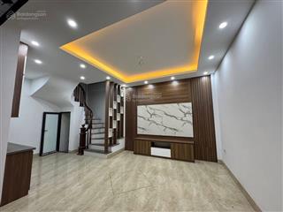 Gần ô tô tránh minh khai, nhà mới kính koong, lô góc, ngõ nông thông kinh doanh 37m*5t. bán 6,8 tỷ