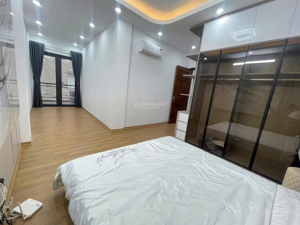 Cực víp minh khai,thang máy, lô góc, gần ô tô tránh nhau, ngõ nông thông kinh doanh sầm uất. 46m*6t