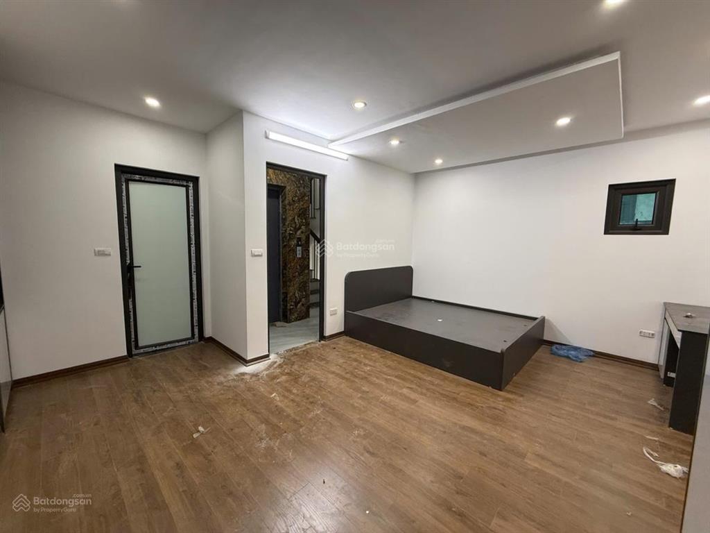 Ô tô đỗ cổng phố kim ngưu, phân lô, 15m ra ô tô tránh, ngõ thông thông kinh doanh tốt. 47m*6t