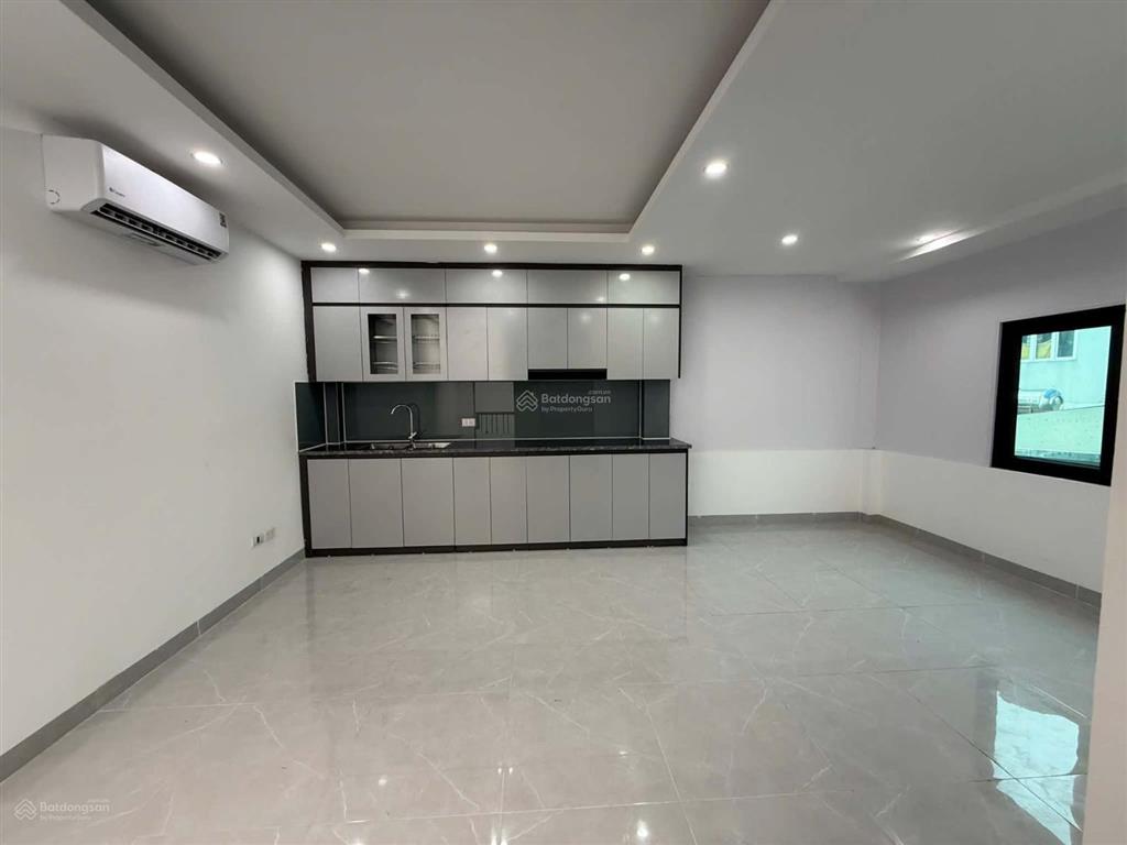 Ô tô đỗ cổng phố kim ngưu, phân lô, 15m ra ô tô tránh, ngõ thông thông kinh doanh tốt. 47m*6t