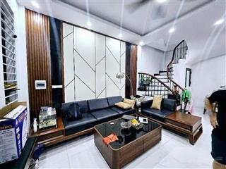 Ô tô đỗ cổng trần đại nghĩa, 20m ra ô tô, ngõ thông kinh doanh sầm uất, chủ tặng nt, 33m2 * 5t.