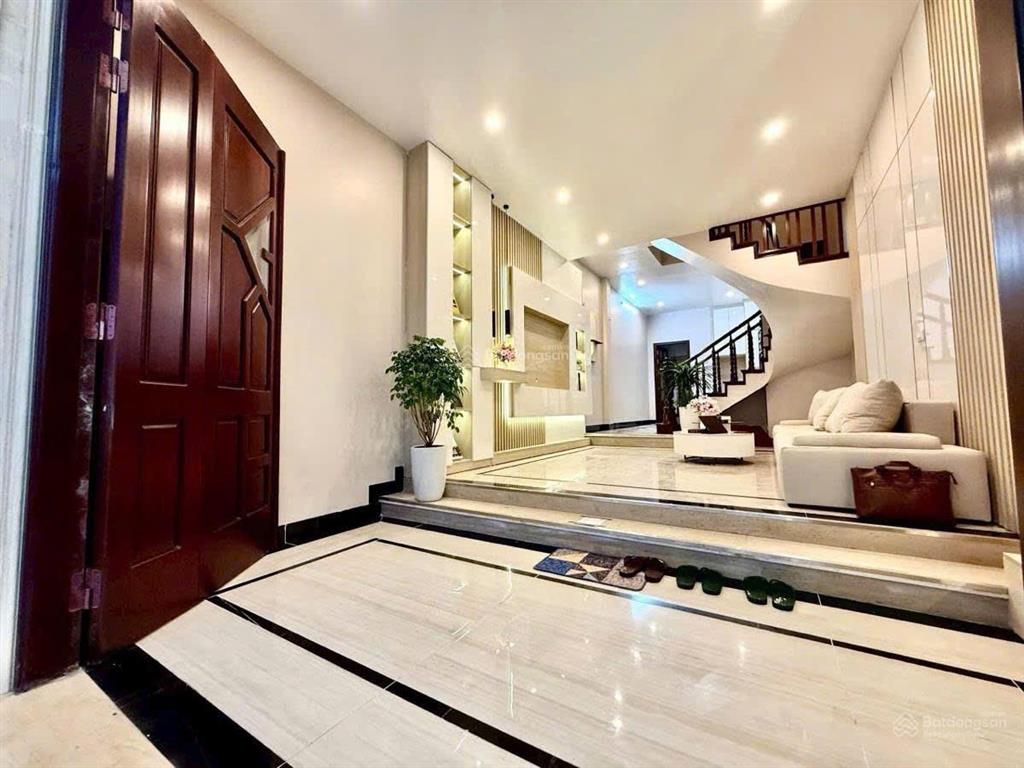 Rẻ nhất phố minh khai, ngõ nông, thông kinh doanh tốt, nhà đẹp chủ tặng full nội thất xịn. 62m2*5t