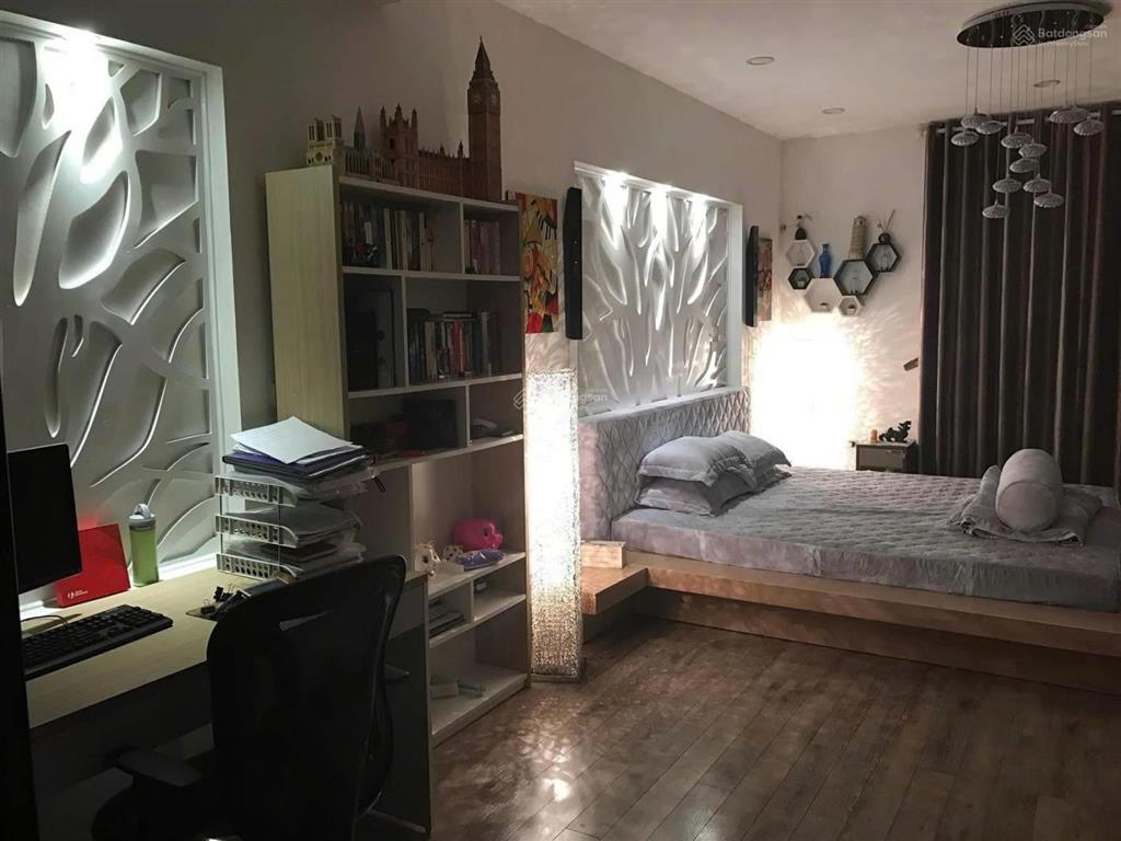 Giá tốt phố minh khai, ngõ nông rộng 3m, gần ô tô tránh, ngõ thông kinh doanh tốt 42m*5t. có 9 tỷ.