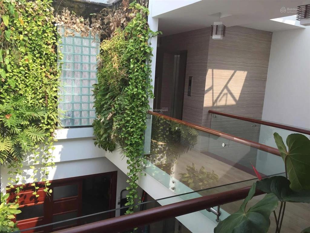 Ô tô đỗ cửa minh khai, thang máy, ngõ nông rộng 3m, chủ tặng nội thất xịn sò. 46m*6t, giá 8,9 tỷ.