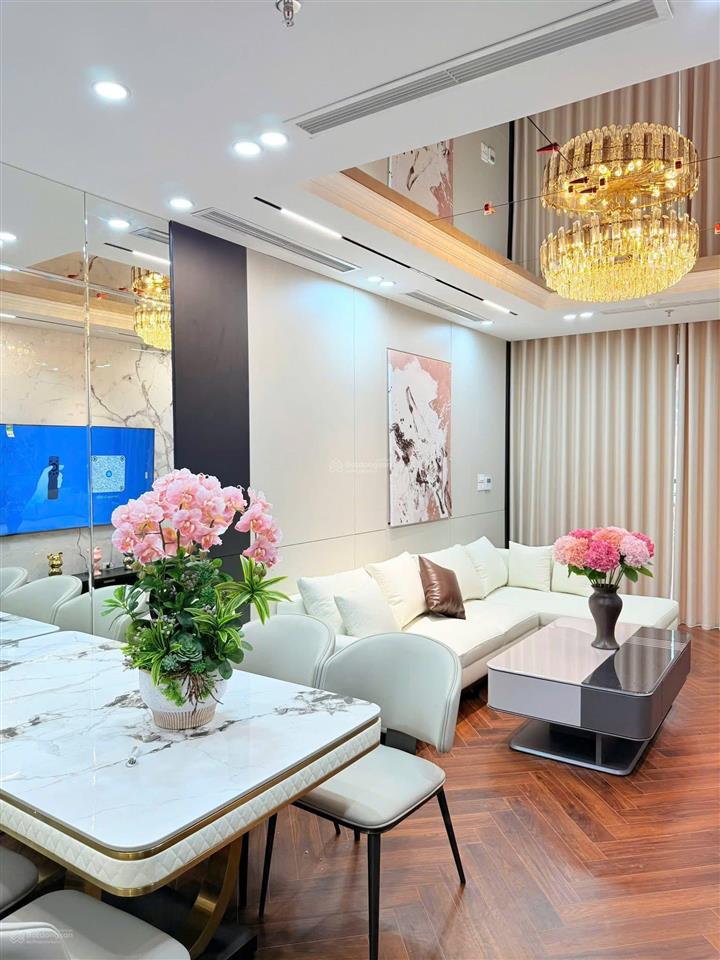 Cực ngon phố bạch mai, thang máy, lô góc, 2 mặt ngõ thông, nhà mới đẹp, 50m*5t, chỉ có 9,7 tỷ.