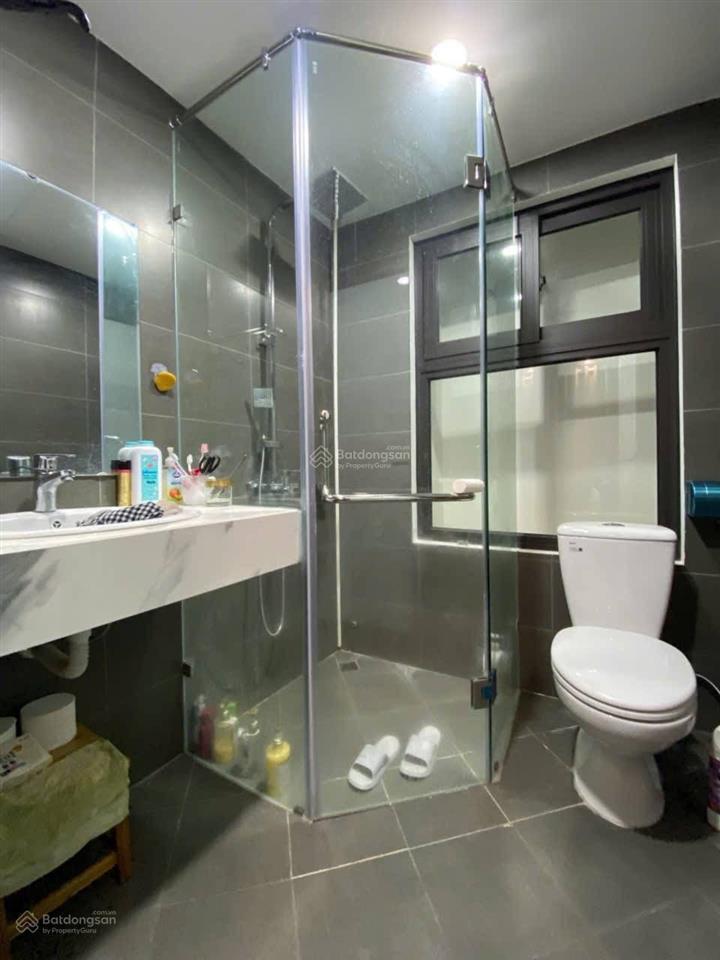 Ô tô đỗ cổng phố đại la, thang máy, ngõ nông rộng kinh doanh, 2 thoáng sáng. 45m*5t, giá 8,7 tỷ.