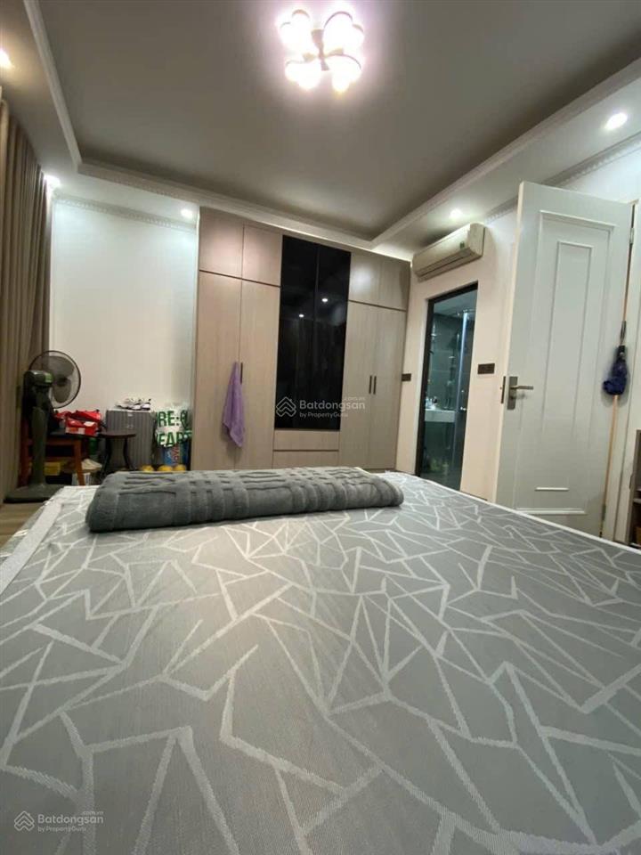 Ô tô đỗ cổng phố đại la, thang máy, ngõ nông rộng kinh doanh, 2 thoáng sáng. 45m*5t, giá 8,7 tỷ.