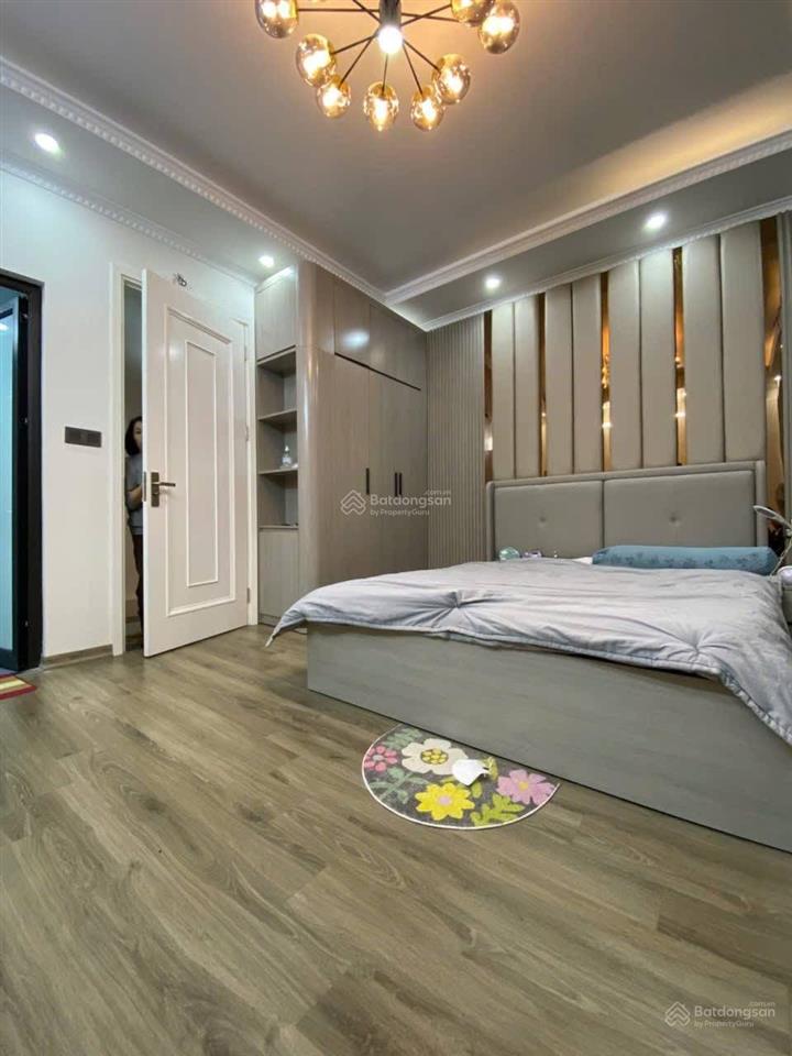 Ô tô đỗ cổng phố đại la, thang máy, ngõ nông rộng kinh doanh, 2 thoáng sáng. 45m*5t, giá 8,7 tỷ.