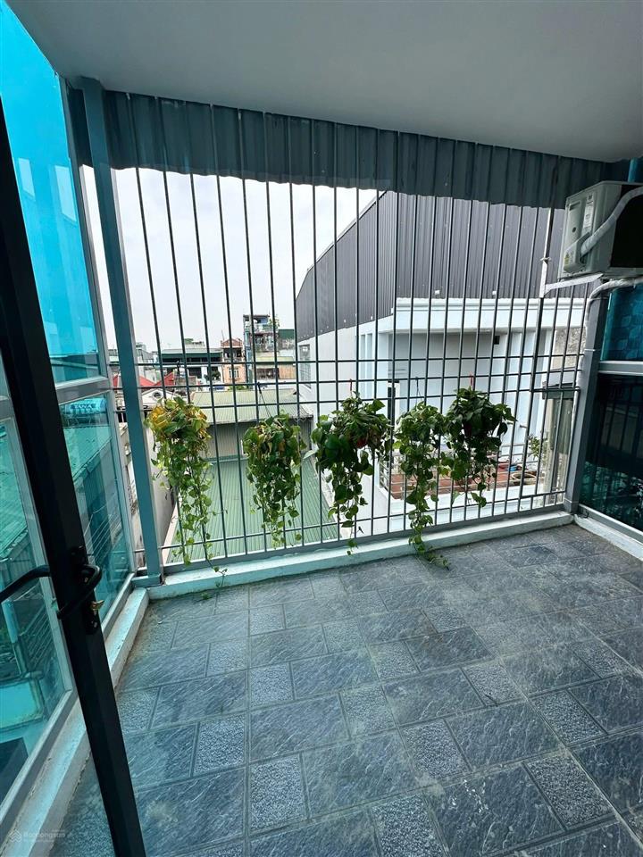Gần ô tô tránh phố bạch mai, ngõ nông thông, 2 thoáng sáng, lô góc nhà đẹp 35m*5t giá 6,9 tỷ
có tl.