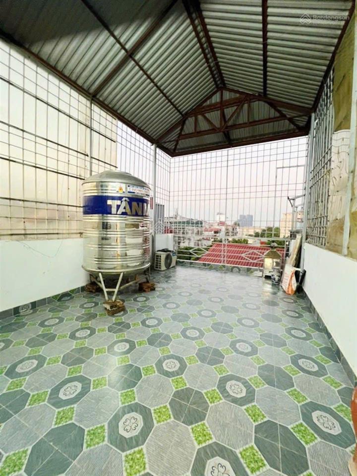 Giảm chào 2 tỷ phố minh khai, lô góc, ngõ nông 10m ra ô tô tránh nhau, dt 35m*5t, chào 6,5 tỷ
có tl