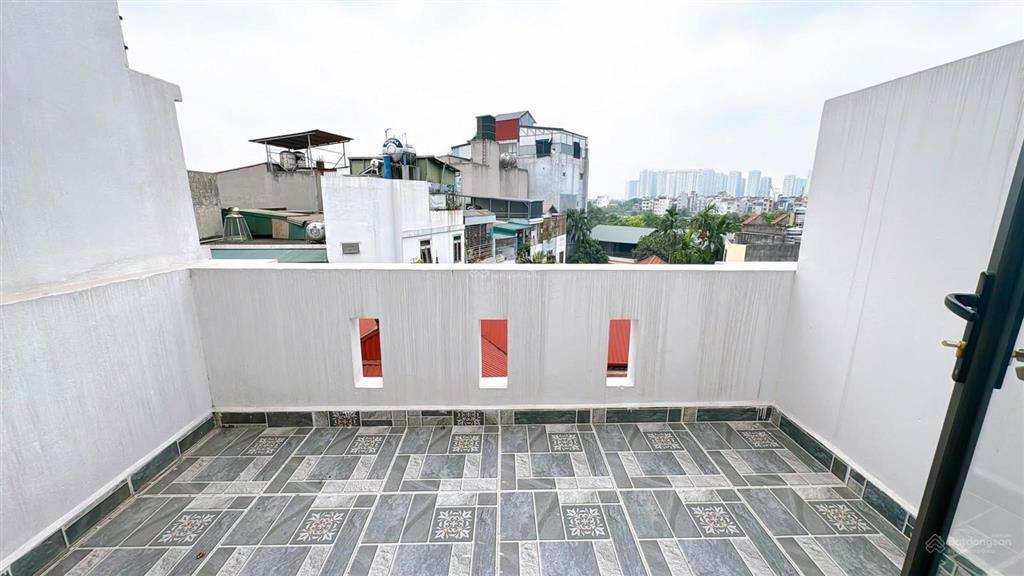 Gần ô tô phố bạch mai, 2 thoáng, thang máy, full nội thất xịn, sđcc, 42m * 5t, giá 6,9 tỷ có tl sâu