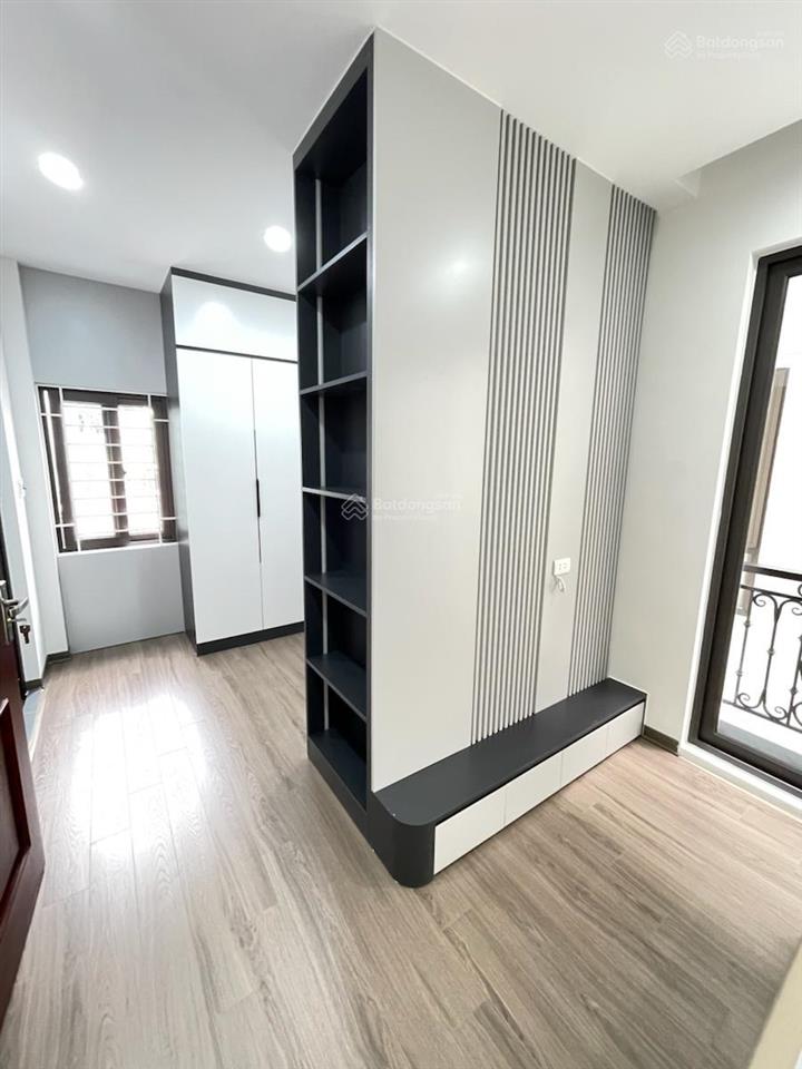 Hàng độc phố minh khai, thang máy, ngõ nông thông kinh doanh, lô góc 44m*5t, cc bán 8,3 tỷ có tl.