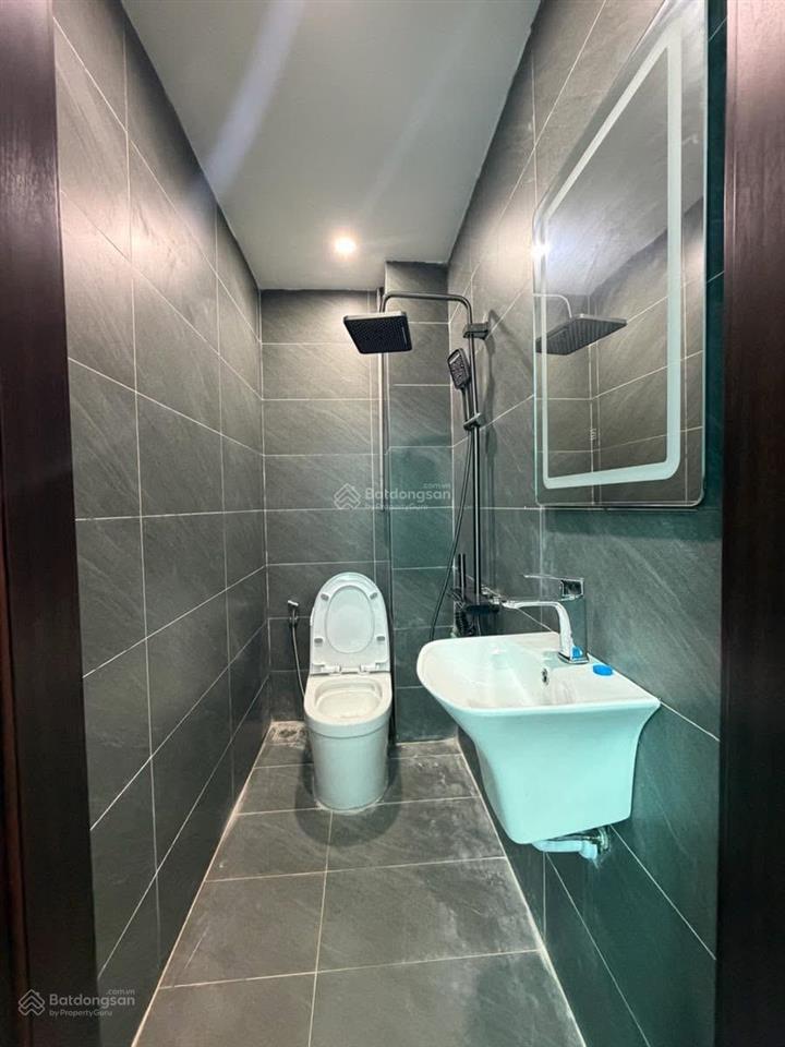 Có 102 phố trương định, ngõ nông rộng thông kinh doanh cắt tóc, hiệu thuốclô góc, 35*5t bán 6,6 tỷ.
