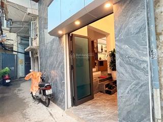 Có 102 phố trương định, ngõ nông rộng thông kinh doanh cắt tóc, hiệu thuốclô góc, 35*5t bán 6,6 tỷ.