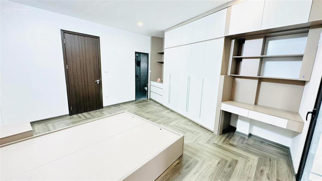 Cực hiếm phố minh khai, ngõ nông thông 20m ra mặt phố. thang máy, nhà mới, 48m*5t giá 8,2 tỷ, có tl