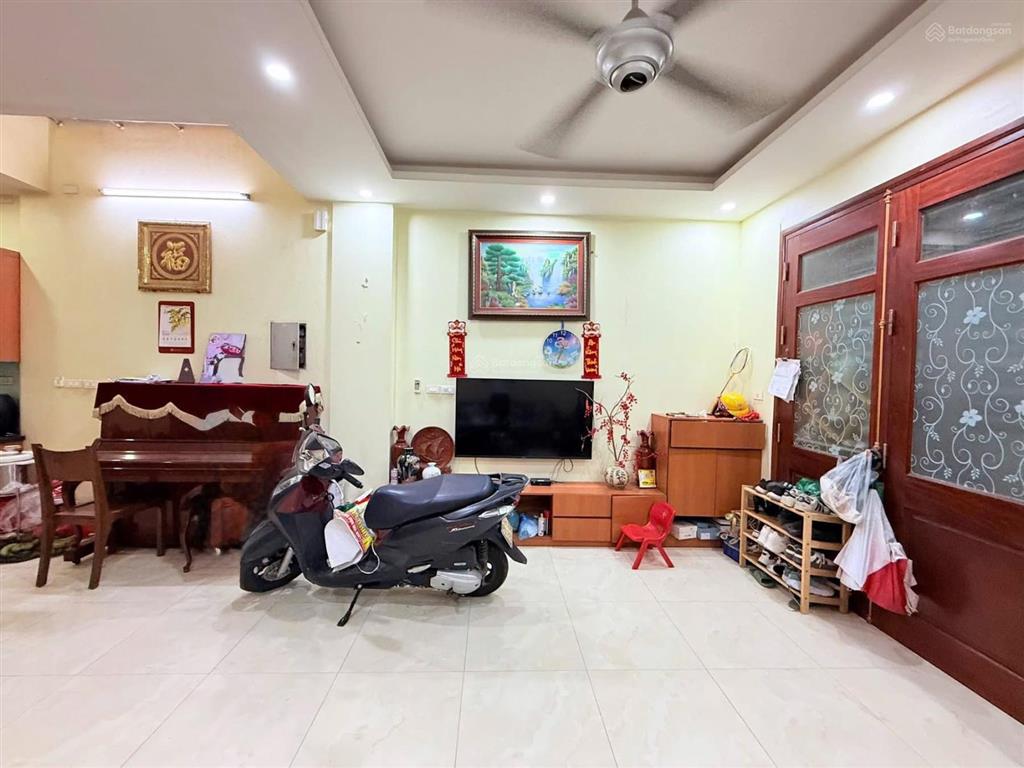 Quy hoạch ổn định phố minh khai, 2 thoáng, ngõ nông rộng, kinh doanh tốt sầm uất 52*5t bán 7,9 tỷ.