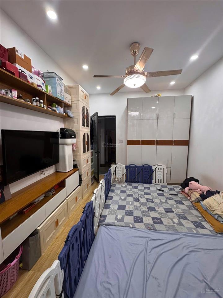 Cam kết không quy hoạch, phố minh khai, tặng full nt xịn, lô góc 2 thoáng 39m*5t, giá 6,7 tỷ có tl