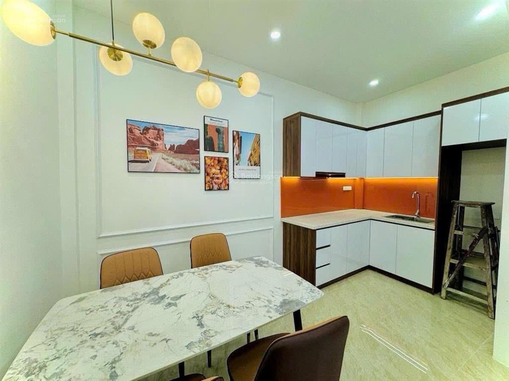 Không quy hoạch trương định 2 mặt thoáng ngõ thông, dân xây 40m* 5 tầng, mt đẹp 4.6m, full nội thât