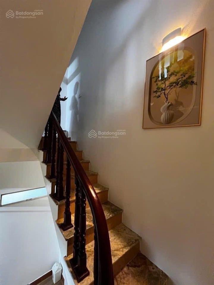 Cam kết nhà không quy hoạch phố minh khai, 2 thoáng sáng, ngõ nông rộng 2,5m, 40m*5t giá 6,6 tỷ.