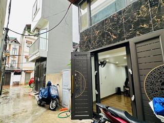 Minh khai gần ô tô tránh, thang máy, ngõ nông rộng, nội thất xịn, 3 thoáng 50m. 6 t,giá bán 8,2 tỷ.