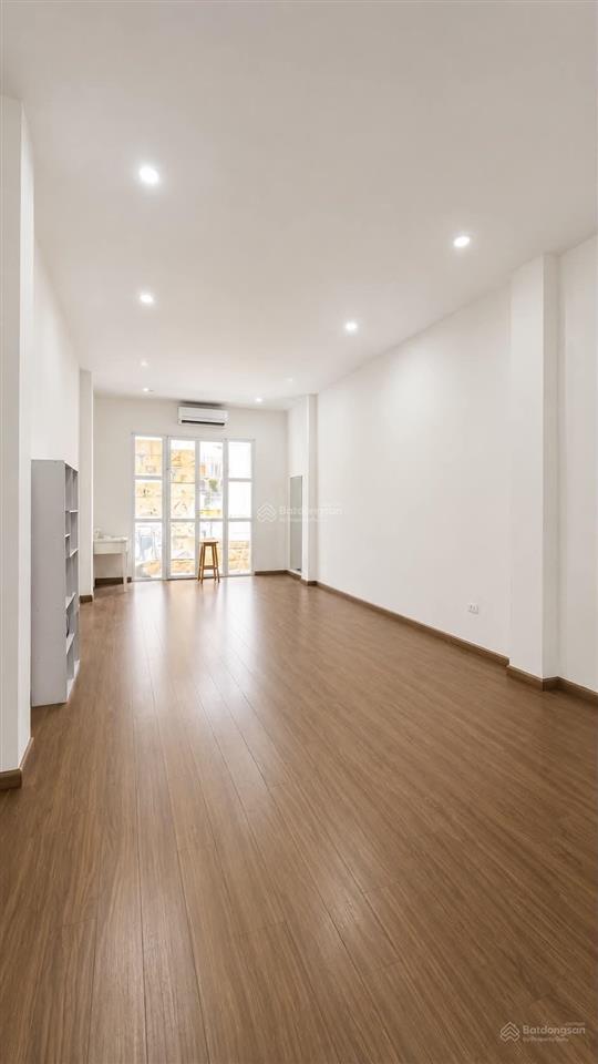 Gần ô tô tránh kim ngưu, 2 thoáng trước sau, ngõ nông rộng, thông kinh doanh tốt, 48.8m2*4t giá 9tỷ