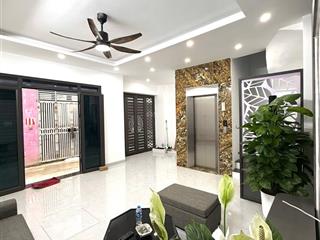 Gần ô tô tránh trương định, lô góc, ngõ nông, chủ tặng full nt,nhà mới. thang máy 47m*5t, giá 9,9 t