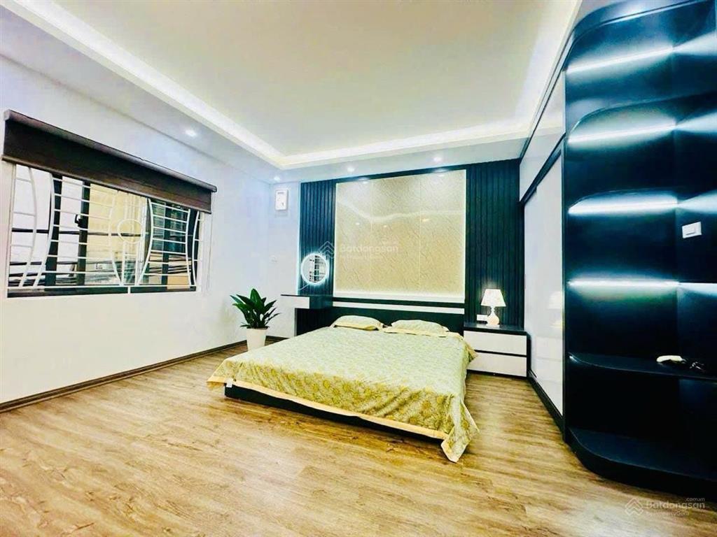 Gần ô tô tránh phố kim ngưu, ngõ thông, rộng 2,8m, nhà đẹp chủ tặng full nt, 50m*5t, mặt tiền khủng