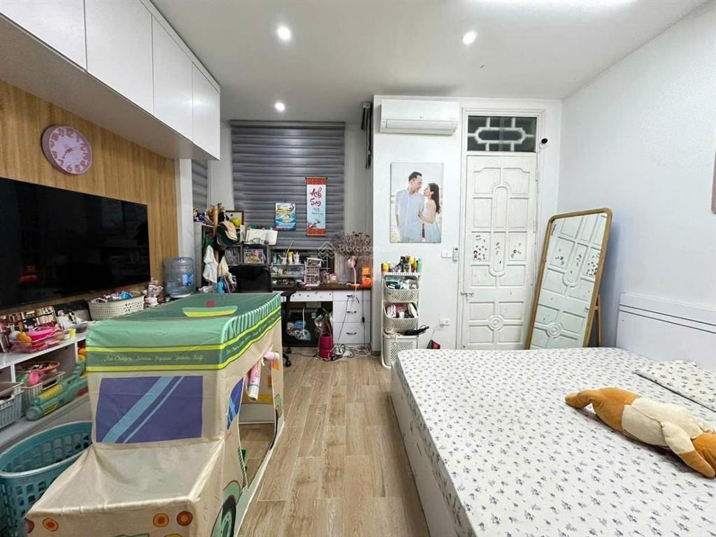 Hàng hiếm! lạc trung, 30m ra ô tô tránh, thoáng sân rộng, dân xây, sđcc, quy hoạch ổn định, 38m*5t