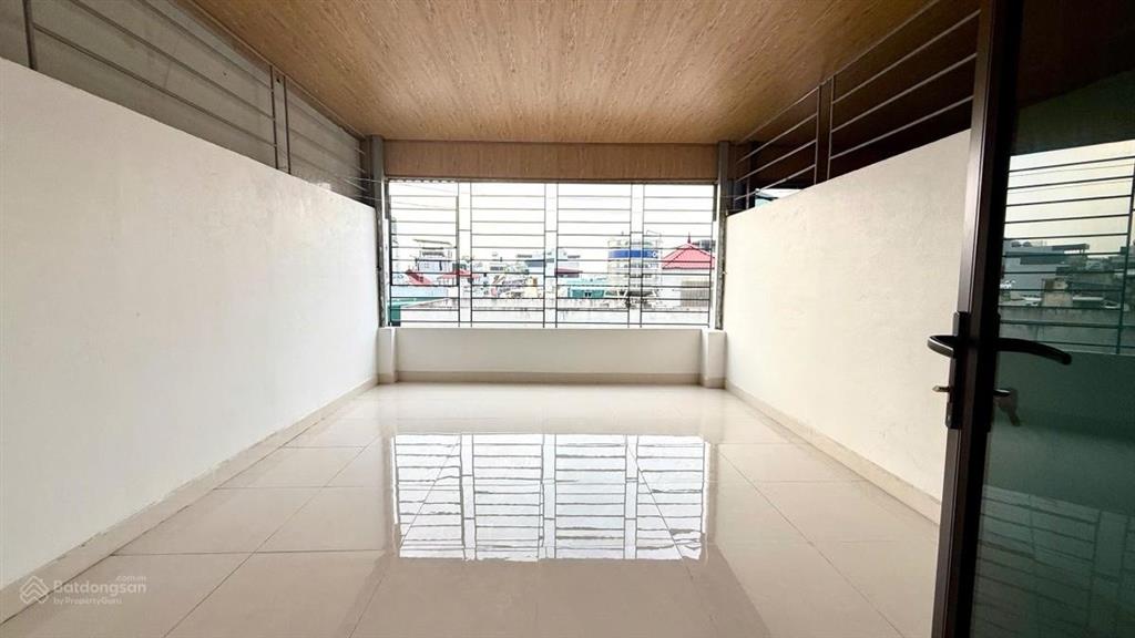 Siêu ngon minh khai, ngõ nông, nhà mới đẹp, tặng full nội thất 34m*5t, giá 6,4 tỷ có tl nhẹ.