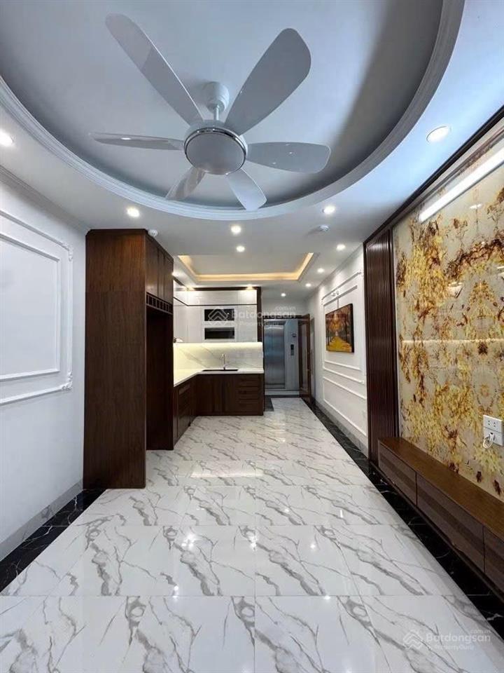 Ô tô đỗ cửa minh khai, thang máy, 6 tầng, ngõ nông rộng, nhà mới nội thất xịn sò 46m*5t, giá 7,1 tỷ