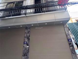 Có 102 minh khai, nhà mới kính koong, 3 thoáng sáng vĩnh viễn, tặng full nt 42m. 5t, giá 7,5 tỷ.