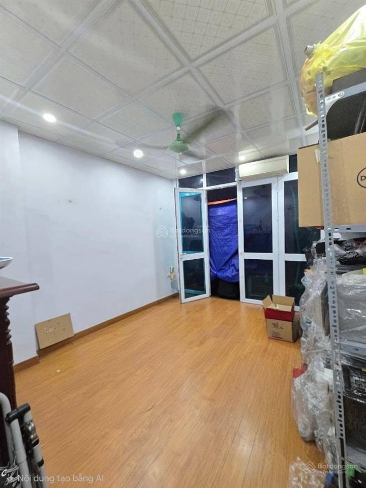 Giảm giá sốc phố minh khai, ngõ nông rộng 2,5m, gần ô tô tránh, dân xây, 35m*3t, giá chỉ có 4,3 tỷ.