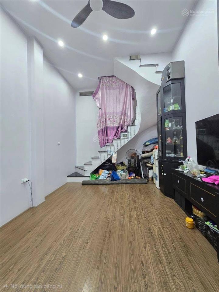 Giảm giá sốc phố minh khai, ngõ nông rộng 2,5m, gần ô tô tránh, dân xây, 35m*3t, giá chỉ có 4,3 tỷ.
