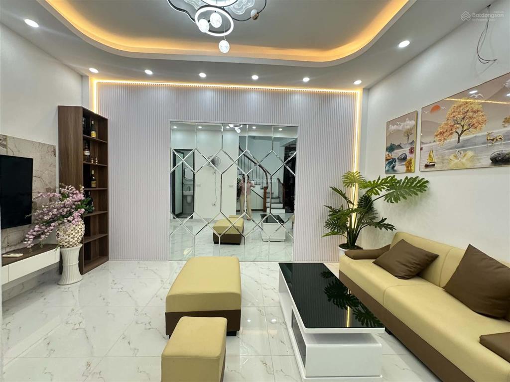 Siêu hiếm! phố thọ lão 2 thoáng vĩnh viễn, sđcc 3 ngủ tặng nội thất, khu vực hiếm nhà bán. 35m*5t.