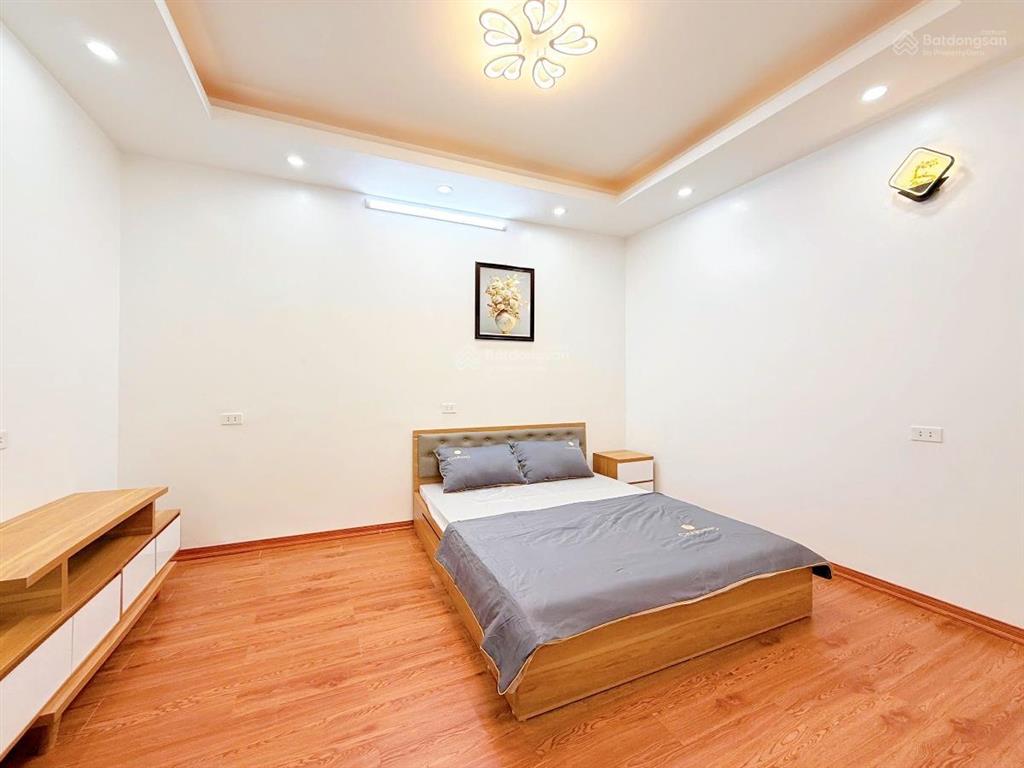 Hiếm lắm! nhà phố trần khát chân, ngõ nông rộng 2,8m, 2 thoáng tự nhiên, dt 37m*5t, giá 6,9 tỷ.