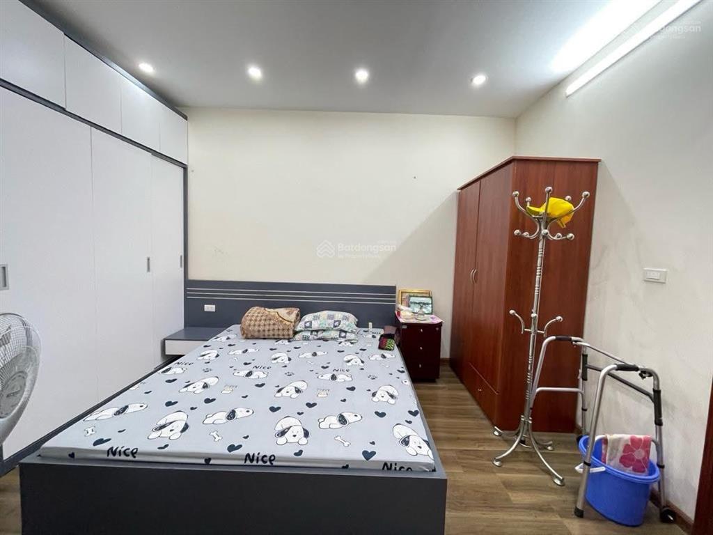 Ô tô đỗ cửa hoàng mai, kinh doanh 2 thoáng, bãi ô tô, 6t 5 ngủ khép kín full nội thất, sđcc