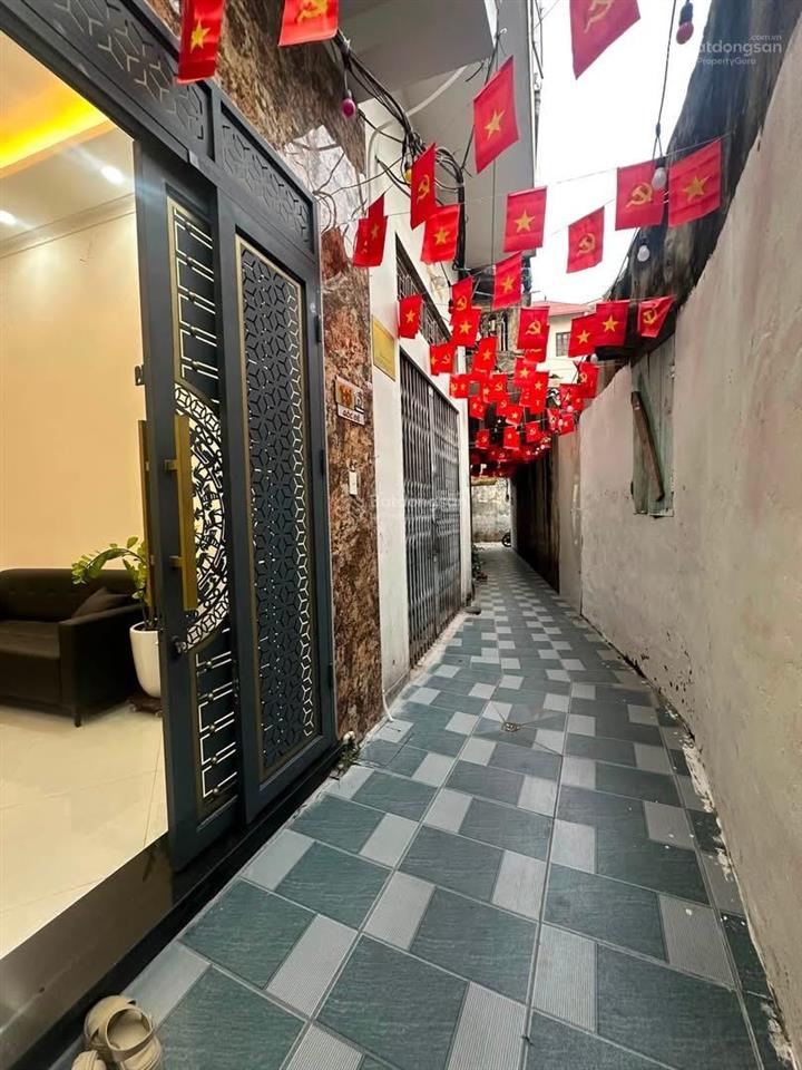 Hiếm lắm minh khai, full nội thất đẹp, ngõ nông 2 xe máy tránh, 3 thoáng sáng, 35m*5t. 6,5 tỷ có tl