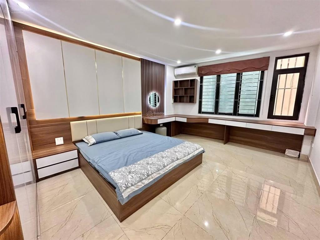 Giảm giá 1tỷ phố minh khai, ngõ nông rộng, thang máy, chủ tặng full nt xịn, 40m*5t giá 8,5 tỷ có tl