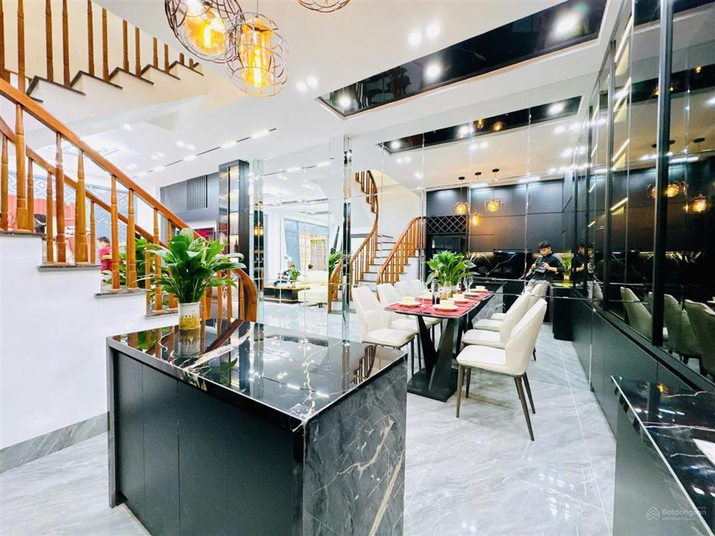 Đổi nhà mới, giảm 1 tỷ, nhà phố đại la 40m², 30m ra ôtô, không qh, 2 thoáng, vừa ở vừa cho thuê
