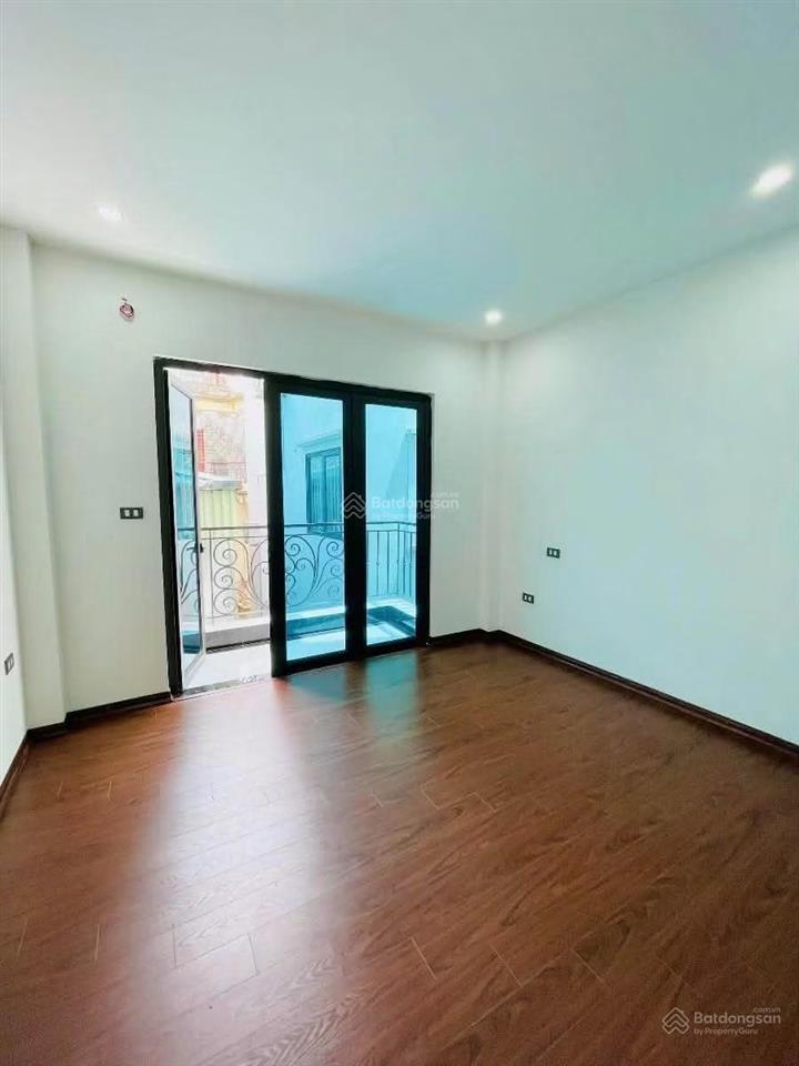 Phân lô ô tô chạy phố võ thị sáu, ngõ thông, kinh doanh, nhà mới, tặng full nt 35m*5t* 6,65 tỷ