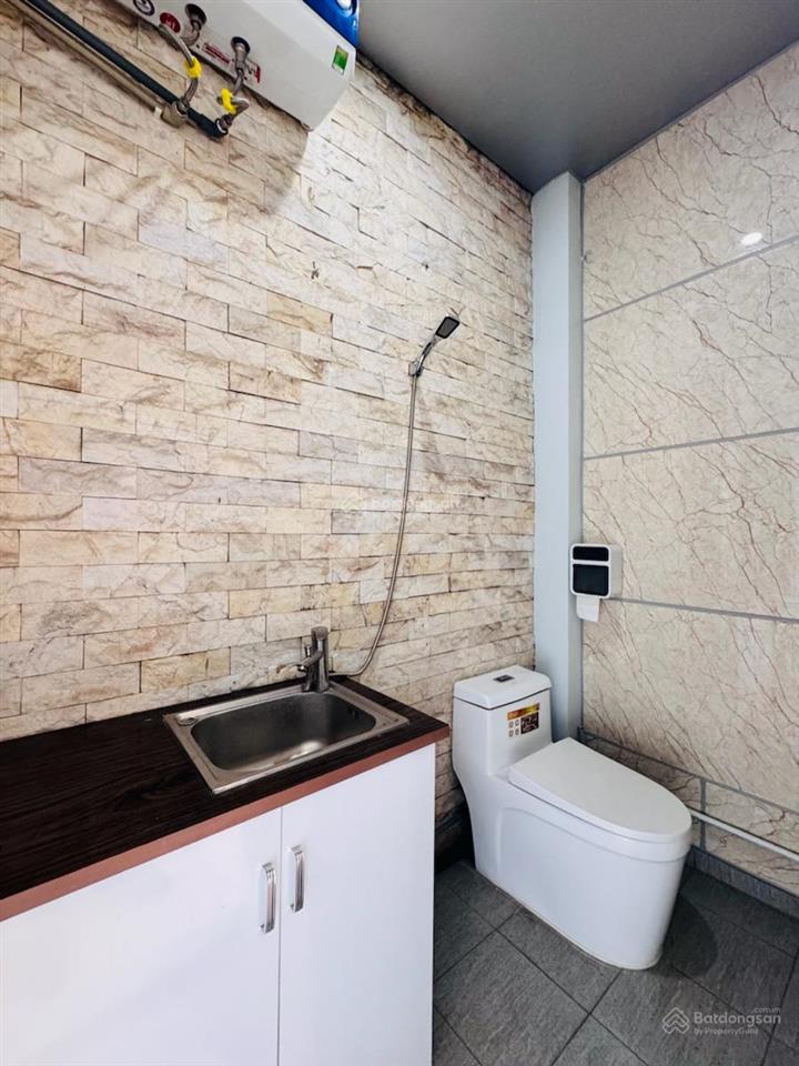 Ô tô đỗ cửa phố đại la, nhà đẹp tặng full nội thất xịn, lô góc, gần đh bách khoa. 35m*5t* 7,1 tỷ