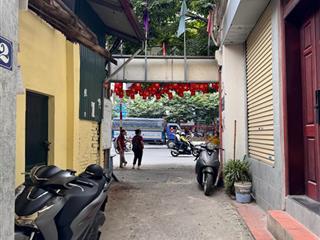 Ô tô đỗ cửa phố đại la, nhà đẹp tặng full nội thất xịn, lô góc, gần đh bách khoa. 35m*5t* 7,1 tỷ
