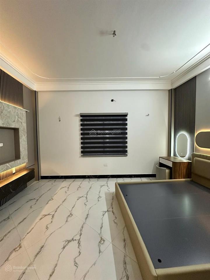 Sốc giá bạch mai, ngõ nông thông rộng 3m, lô góc, nhà mới, tặng hết nt xịn. 38m*5t giá 6,9 tỷ có tl
