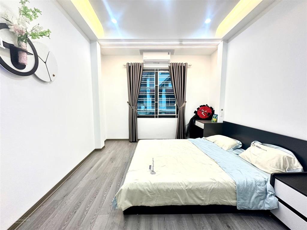 Gần ôtô đường minh khai, ngõ nông rộng, 5 tầng mới đẹp, 3 ngủ đủ công năng, tặng nt, sđcc, ko qh