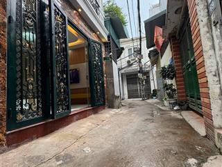 Gần ô tô tránh tam trinh, ngõ nông rộng, nhà mới đẹp, lô góc, tặng full nt xịn, thang máy. 35m*5t.