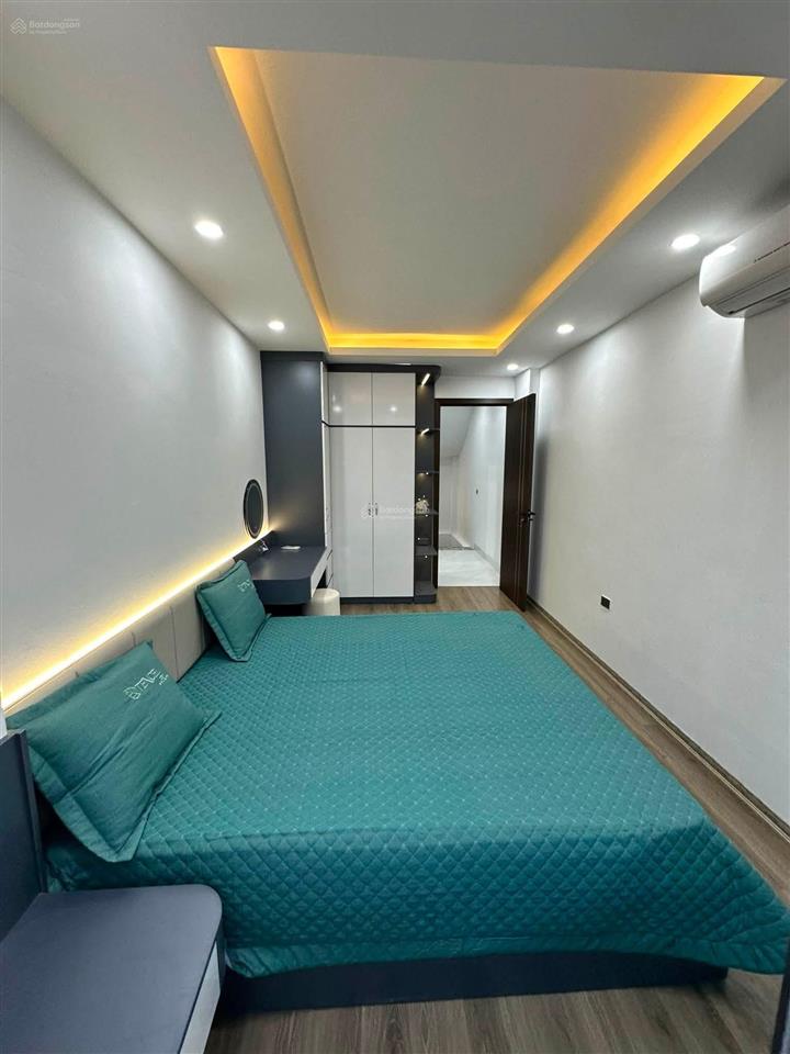 Gần ô tô tránh hồng mai, nhà mới, thang máy, ngõ nông thông tứ tung, kinh doanh sầm uất 47m*5t.