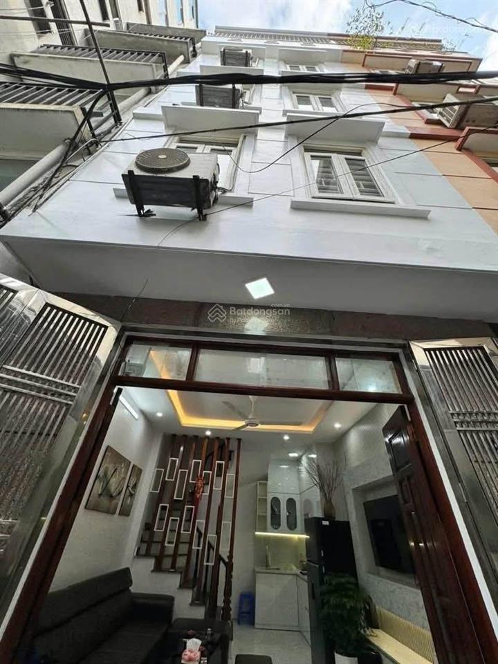 Cực vip phố hồng mai, ngõ nông thông, 3 thoáng sáng, thang máy, không qh, 48m*5t giá 8,1 tỷ có tl