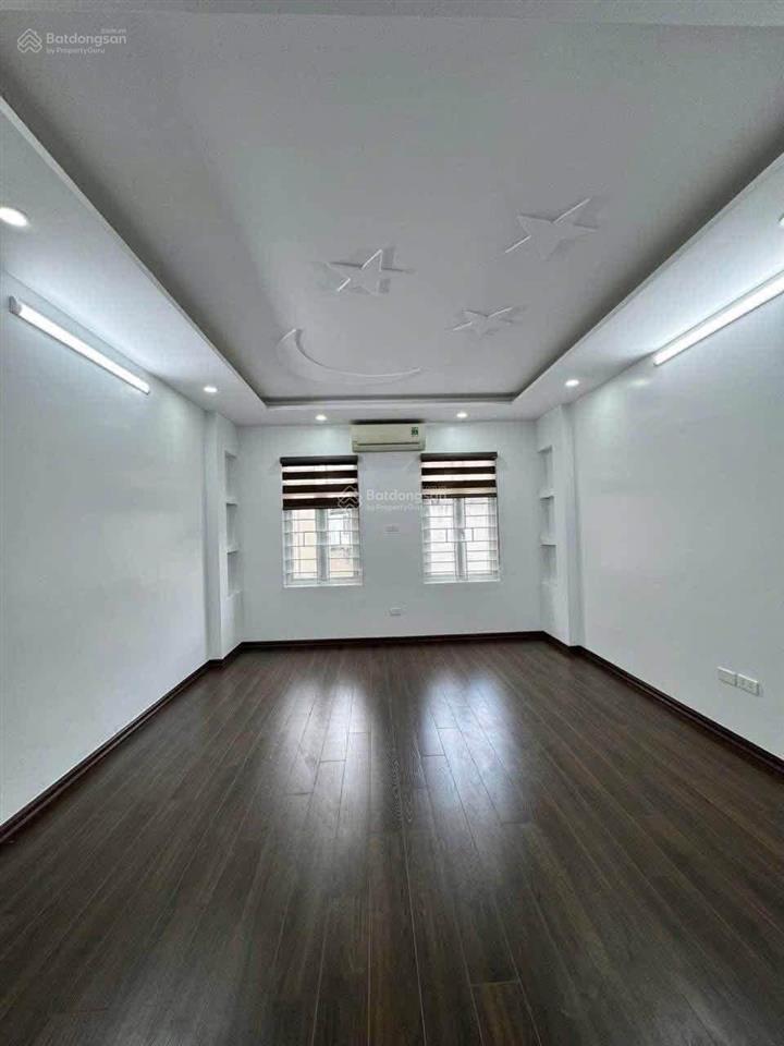 Cực vip phố hồng mai, ngõ nông thông, 3 thoáng sáng, thang máy, không qh, 48m*5t giá 8,1 tỷ có tl